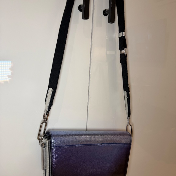 ECCO Cosmic Leather Crossbody Bag / Limited Edition Color · Never Worn - Picture 5 of 5